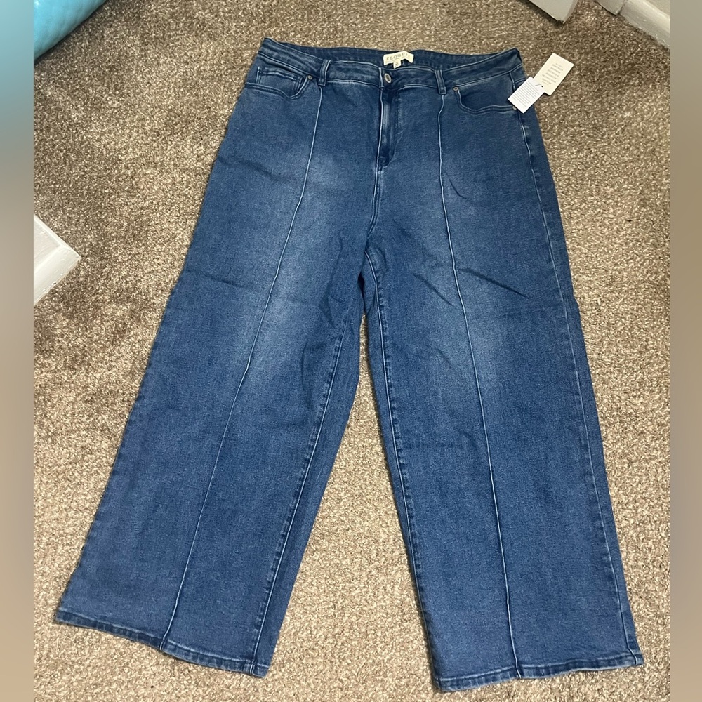 ELOQUII Denim Oversized Jeans